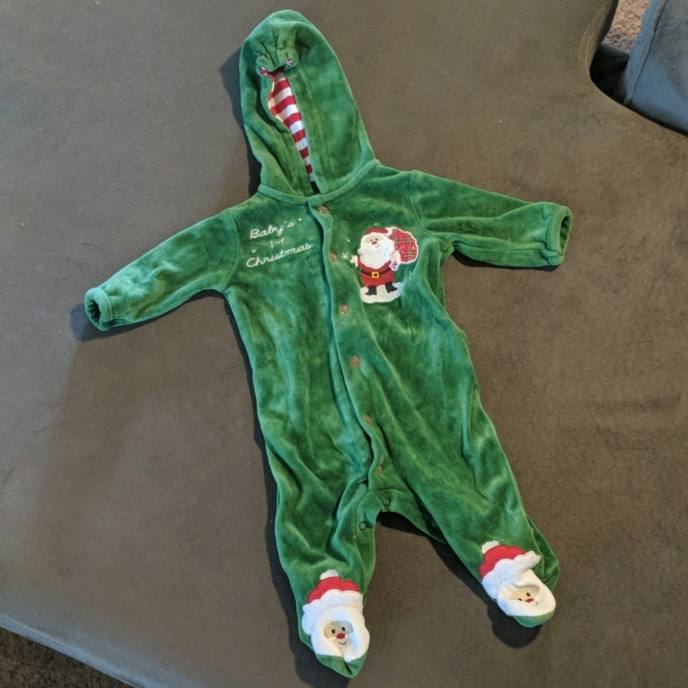 Okie Dokie Christmas outfit. 0-3 m.